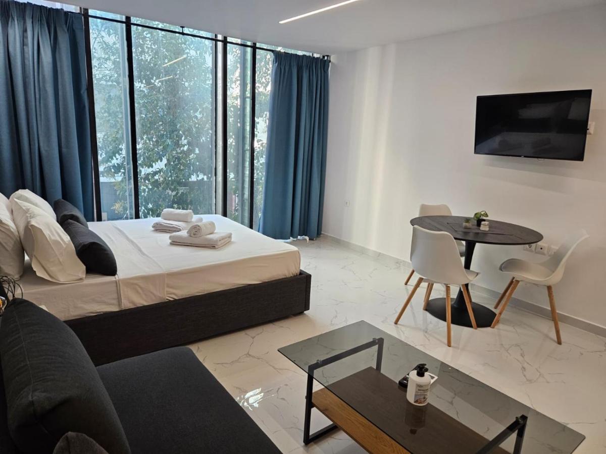 Nikis 20 Suites Athens Exterior photo